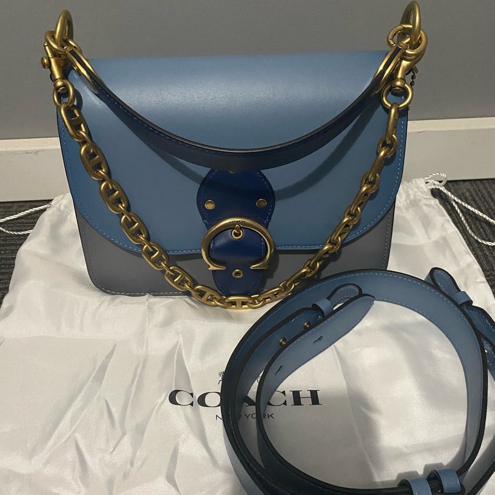 COACH beat bag in Blue/ gray color